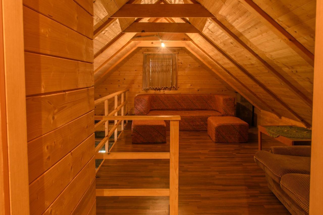 Wooden House Near The River Kupa Kamanje Εξωτερικό φωτογραφία